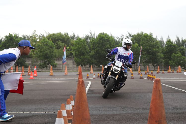 Safety Riding, Astra Honda Motor, motor, Motor, safety riding, astra honda motor, Astra Honda Safety Riding Instructors Competition, Honda Gelar Kompetisi Safety Riding Nasional, Cetak Instruktur Ahli
