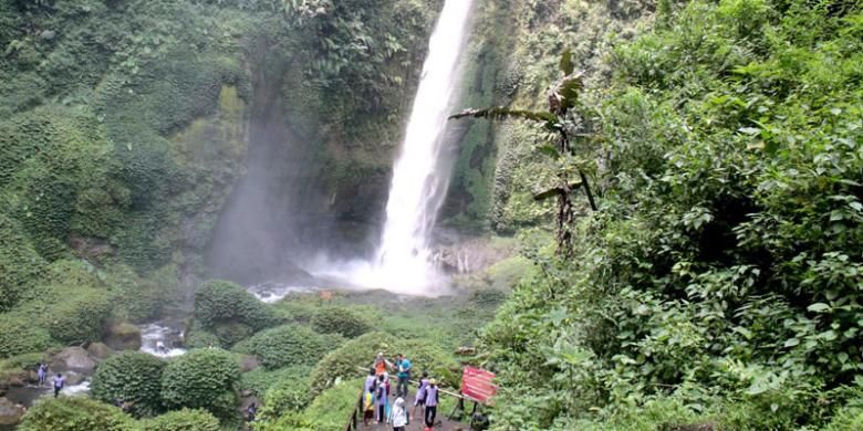Malang, hidden gem, tempat wisata di Malang, wisata hidden gem di malang, Tersembunyi tapi Memikat: 5 Hidden Gem di Malang yang Wajib Kamu Kunjungi, 1. Candi Singasari, 2. Brakseng Wisata alam Brakseng di Desa Sumberbrantas, Kota Batu, Jawa Timur diprediksi pengunjung yang datang meningkat saat libur Natal 2024 dan Tahun Baru 2025 (Nataru).Brakseng merupakan hamparan perkebunan yang terletak di Desa Sumber Brantas, Kecamatan Bumiaji, Kota Batu, Malang., 3. Sumber Gentong, 4. Gunung Sari Sunset, 5. Coban Pelangi