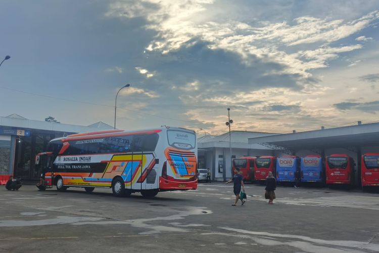 angkutan penumpang, terminal bus, Daftar Terminal Bus Tipe A dan Tipe B di Jabodetabek