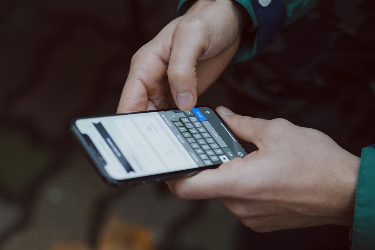 e-SIM, sinyal, Apakah Sinyal E-SIM Lebih Kuat dari SIM Fisik? Ini Faktanya