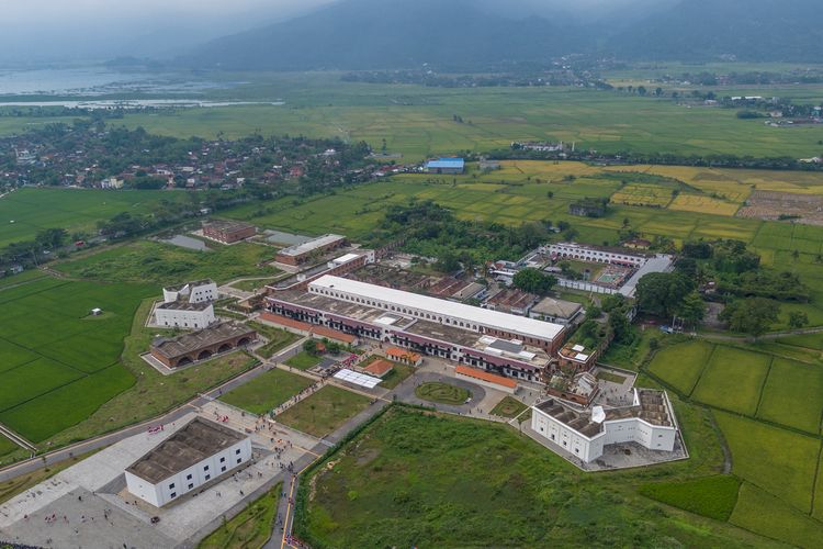 Benteng Pendem Ambarawa, Sejarah Benteng Pendem Ambarawa, Sejarah Benteng Pendem Ambarawa, Jejak Kolonial Belanda di Tanah Jawa