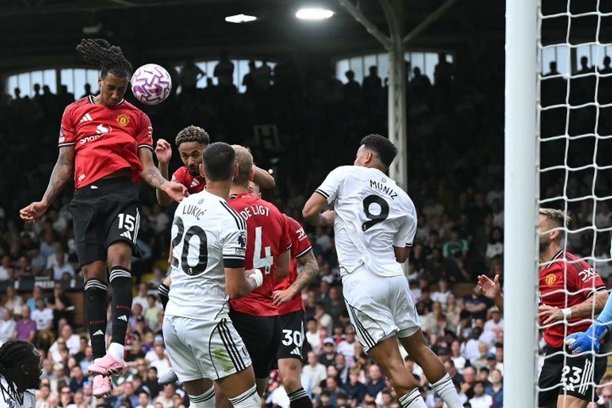 Leny Yoro, Real Madrid, bursa transfer, Manchester United, Liga Inggris, Premier League, Bursa Transfer, Man United, Tak Menyesal Tolak Real Madrid, Leny Yoro Mantap di Manchester United