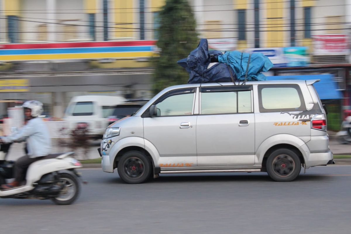 mudik, Tingginya Permintaan Saat Mudik, Travel Gelap Jadi Pilihan