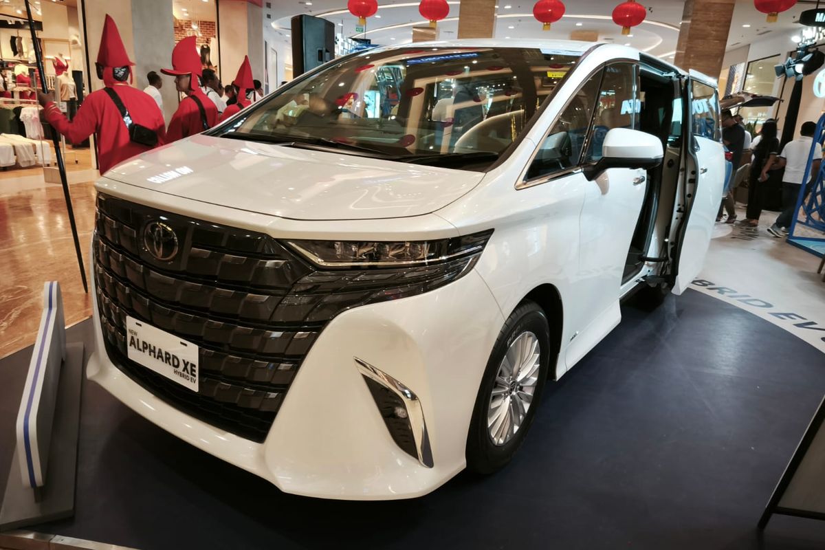 Veloz hybrid, Mobil Hybrid Jadi Andalan Toyota: Mudah Diterima Pasar