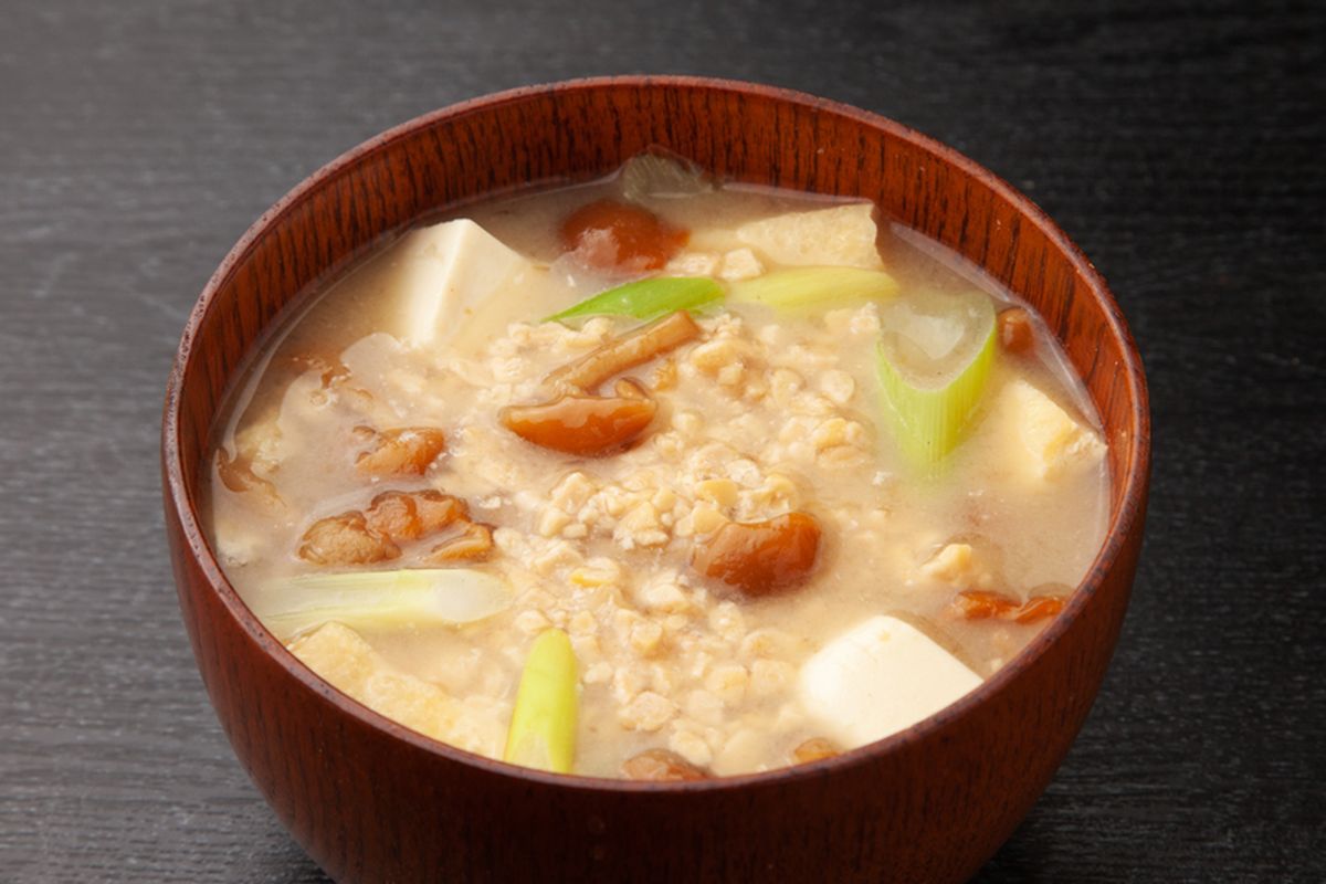 panjang umur, umur panjang, rahasia umur panjang, rahasia umur panjang orang jepang, makanan untuk umur panjang, makanan umur panjang, makanan orang jepang, makanan orang jepang panjang umur, okinawa diet, Rahasia Umur Panjang Orang Jepang, Konsumsi 5 Makanan Ini, 1. Sayur-sayuran, 2. Produk olahan kedelai dan kacang-kacangan, 3. Matcha, 4. Makanan yang difermentasi, 5. Biji-bijian