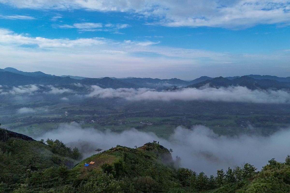 Bukit Kraguman, Wonogiri, Rute ke Bukit Kraguman, Pesona Lautan Awan di Wonogiri
