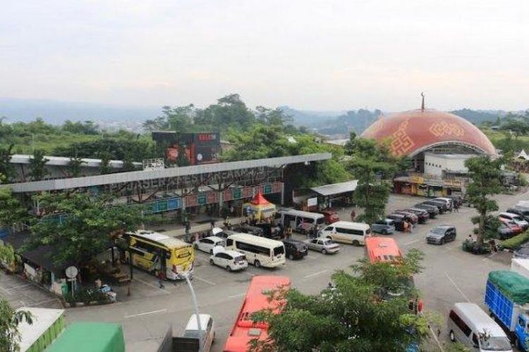 rest area, Tol Trans Jawa, 6 Rest Area Unik di Tol Trans Jawa, Punya View Gunung hingga Skybridge, 1. Rest Area Km 19 Tol Jakarta–Cikampek, 2. Rest Area Km 456A–456B Tol Semarang–Solo, 3. Rest Area Heritage Km 260B Tol Pejagan–Pemalang, 4. Rest Area Km 575 Tol Ngawi–Sragen, 5. Rest Area Km 166A Tol Cikopo–Palimanan