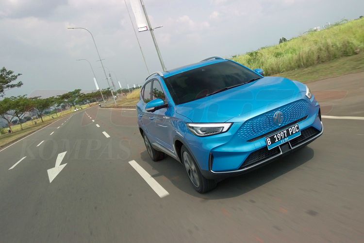 otomotif, kredit mobil, Morris Garage, MG ZS EV, Skema Kredit MG ZS EV, Cicilan mulai Rp 6,9 Jutaan