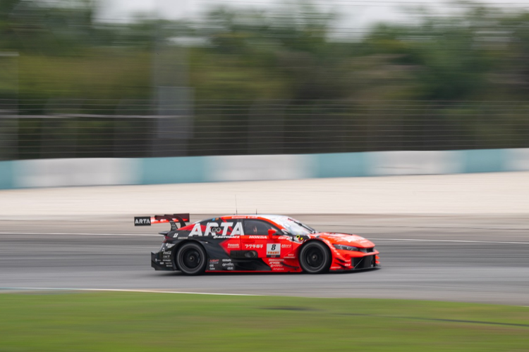 Super GT, Sirkuit Sepang, Bridgestone, Potenza Racing, mobil balap, Super GT Malaysia, ban balap, Komentar Pebalap Jepang Balapan Pakai Bridgestone Potenza di Sepang