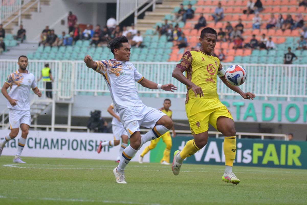 Laskar Wong Kito, Sriwijaya FC, Kalah 15-0 dan Tanpa Dana, Kisah Pilu Sriwijaya FC di Tengah Krisis Berkepanjangan, Bagaimana perjalanan Sriwijaya FC di Championship musim ini?, Mengapa ancaman degradasi semakin nyata?, Apa langkah darurat yang ditempuh manajemen Sriwijaya FC?, Mengapa pemain tanpa gaji menjadi opsi yang dipilih?, Apa makna krisis ini bagi sejarah Sriwijaya FC?