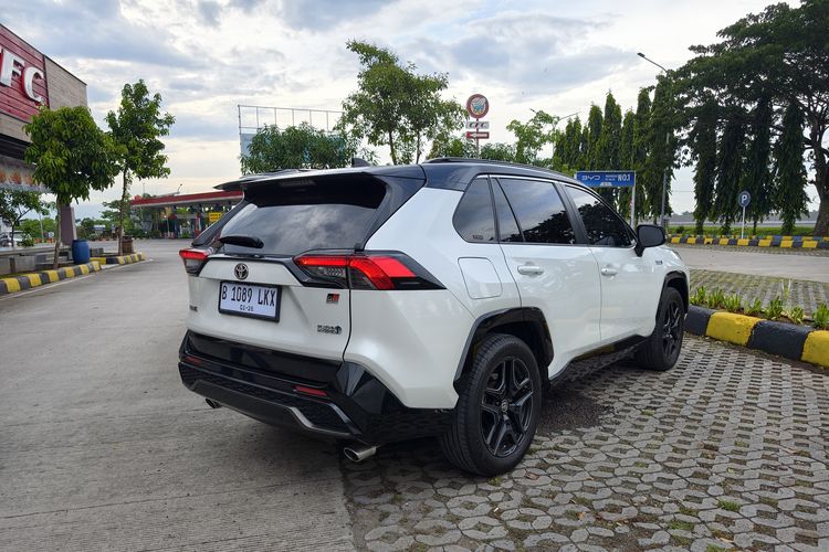 Toyota RAV4 GR Sport, desain eksterior, Mengenal Desain Ikonik Toyota RAV4 GR Sport PHEV