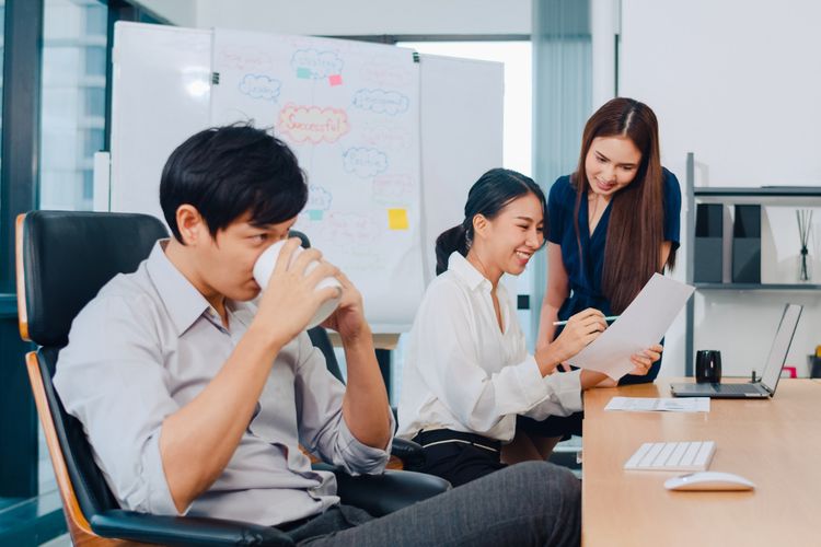 kecemasan, tekanan psikologis, kesehatan mental, kelelahan emosional, Psikolog Ungkap, Cemas Setiap Minggu Malam Bisa Jadi Tanda Masalah Mental yang Lebih Serius, Tidak semua rasa jenuh berarti masalah serius, Saat kecemasan mulai menjadi sinyal bahaya, Ciri-ciri yang perlu diwaspadai, Mengapa kondisi ini bisa terjadi?