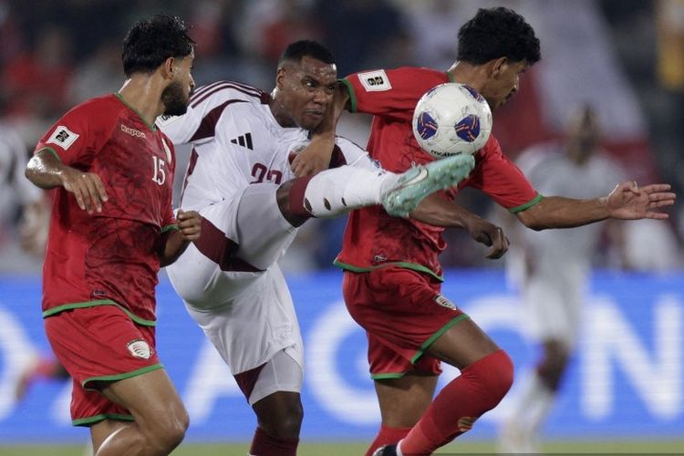 Carlos Queiroz, qatar, Kualifikasi Piala Dunia 2026 Zona Asia, Oman, kualifikasi piala dunia 2026, Qatar vs Oman, pelatih tim nasional oman, wasit kualifikasi piala dunia, Kontroversi Wasit Kualifikasi Piala Dunia: Queiroz Kritik Keputusan yang Untungkan Qatar
