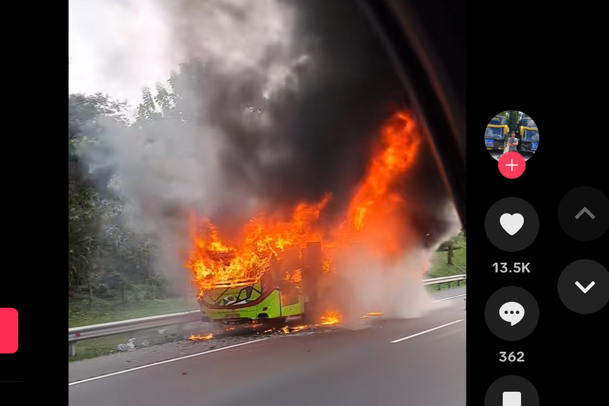 Tol Cipali, kebakaran, Bus Pariwisata Terbakar di Tol Cipali, Diduga Korsleting Mesin
