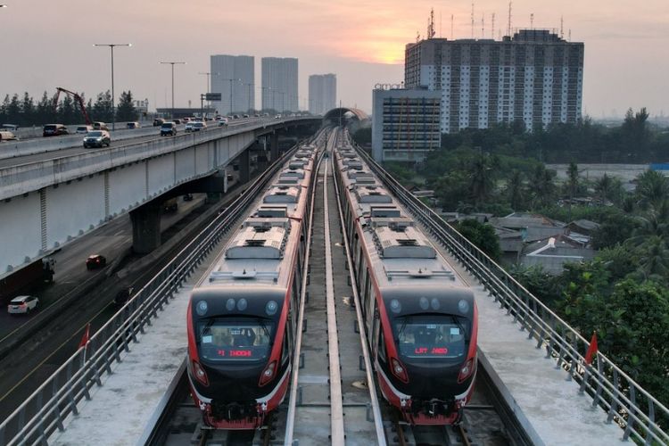 Anggaran dki jakarta, Buy The Service, transportasi umum, Dukungan Pemerintah, Transportasi Publik Indonesia: Mencoba Bertahan dengan Napas Subsidi
