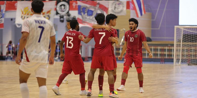 Indonesia, SEA Games, Janice Tjen, Thailand, hoki, futsal, SEA Games 2025, Vietnam, Update Klasemen Medali SEA Games 2025: Indonesia Kokoh di Posisi 2 dengan 91 Emas, Tambahan Emas dari Beragam Cabang Olahraga, Indonesia Amankan Posisi Kedua Klasemen, Klasemen Medali SEA Games, Futsal hingga Hoki Jadi Penentu Tambahan Emas, Persaingan Masih Berlanjut