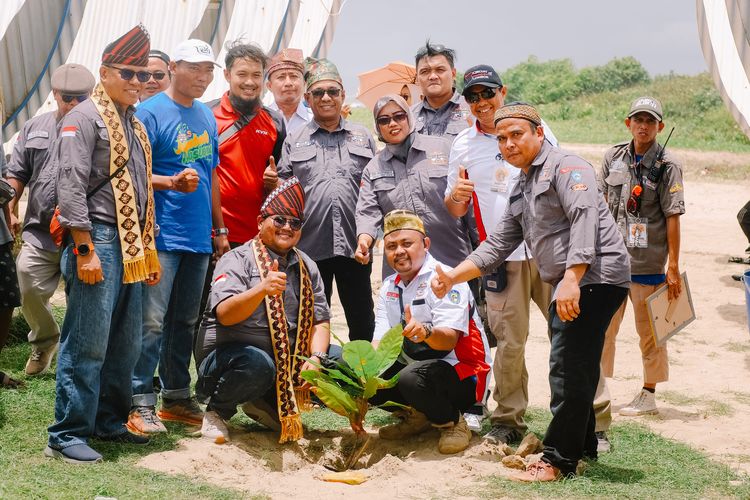 Terios, komunitas, Lampung, Daihatsu, terios, Jamnas TCI 2025: Ratusan Daihatsu Terios Ramaikan Pantai Kedu Warna