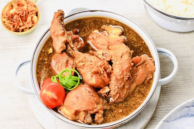 7 Menu Lebaran Ala Rumahan yang Mudah dan Praktis Dibuat di Rumah, 1. Opor ayam, 2. Gulai, 3. Rendang, 4. Dendeng batokok, 5. Semur, 6. Sambal goreng krecek, 7. Sup iga