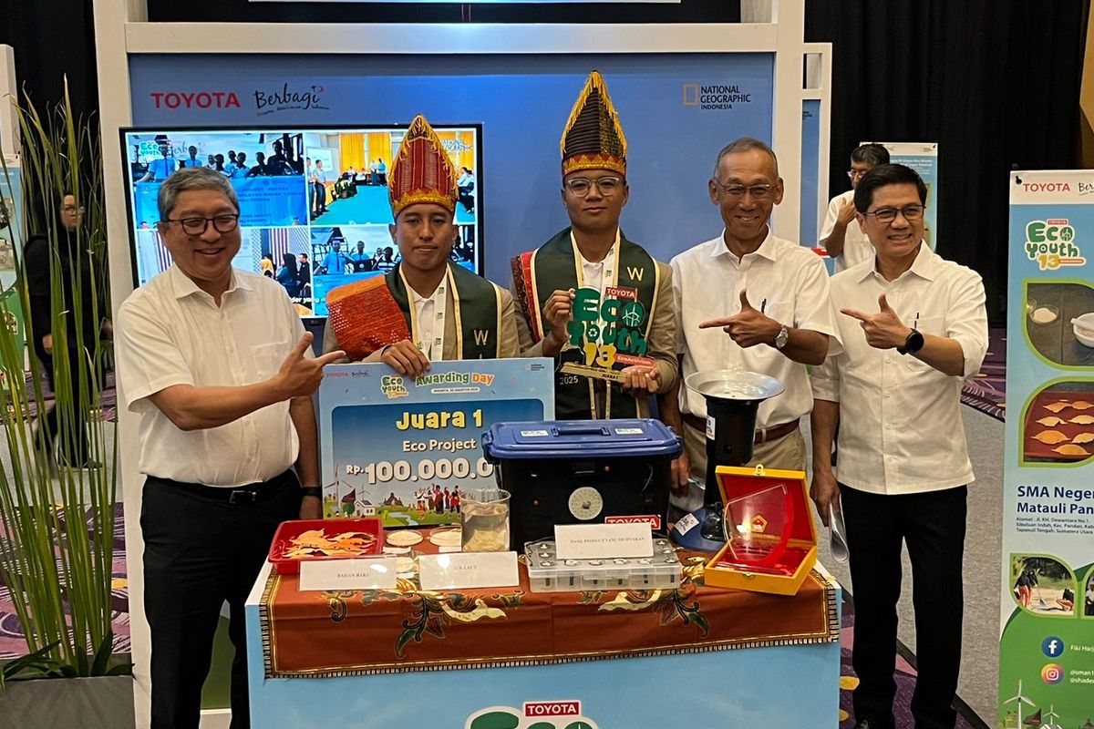Toyota Eco Youth, Energi ramah lingkungan, inovasi siswa SMA, limbah cangkang kepiting, Inovasi Energi Ramah Lingkungan dari Limbah Kepiting, Inovasi Cerdas Meraih Penghargaan, Permasalahan Energi di Kalangan Nelayan, Proses Pengolahan Limbah Menjadi Energi, Dampak Positif dari Inovasi