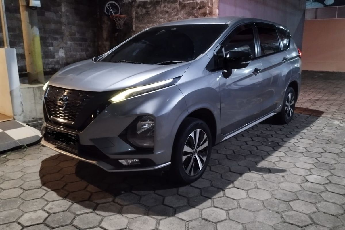 Nissan Livina VL, pengalaman pemilik, MPV keluarga Indonesia, biaya perawatan terjangkau, Curhat Pengalaman Pemilik Nissan Livina VL 2020 Selama 4 Tahun