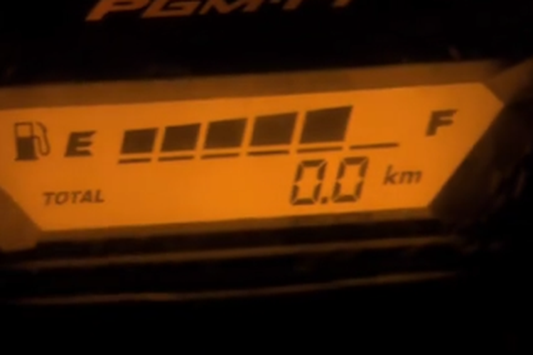 odometer, odometer motor, Odometer motor maksimal, Batas Odometer motor, Momen Odometer Sepeda Motor Sampai di Angka 99.999,9 Km