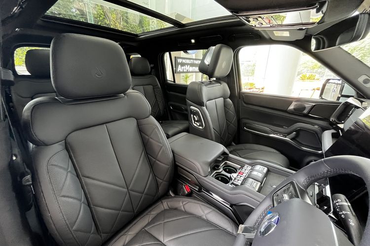 Denza B8, Spesifikasi Denza B8: SUV Hybrid Canggih