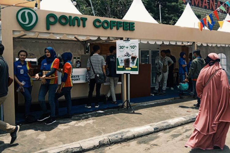 promo makanan, diskon makanan, promo HokBen, promo Hari Ayah 2025, promo makanan 15 Juni, 6 Promo Makanan dan Minuman saat Hari Ayah 2025, Cek Diskon yang Berlaku, Point Coffee, Domino’s Pizza, Wingstop, Krispy Kreme 