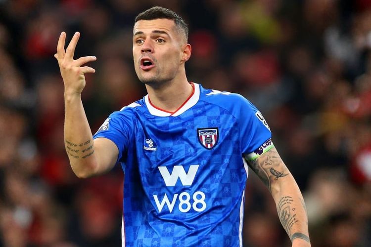 Brentford, Premier League, Sunderland, Everton, Piala FA, Rekor Tak Terkalahkan Runtuh, Sunderland Serukan Kebangkitan di Piala FA