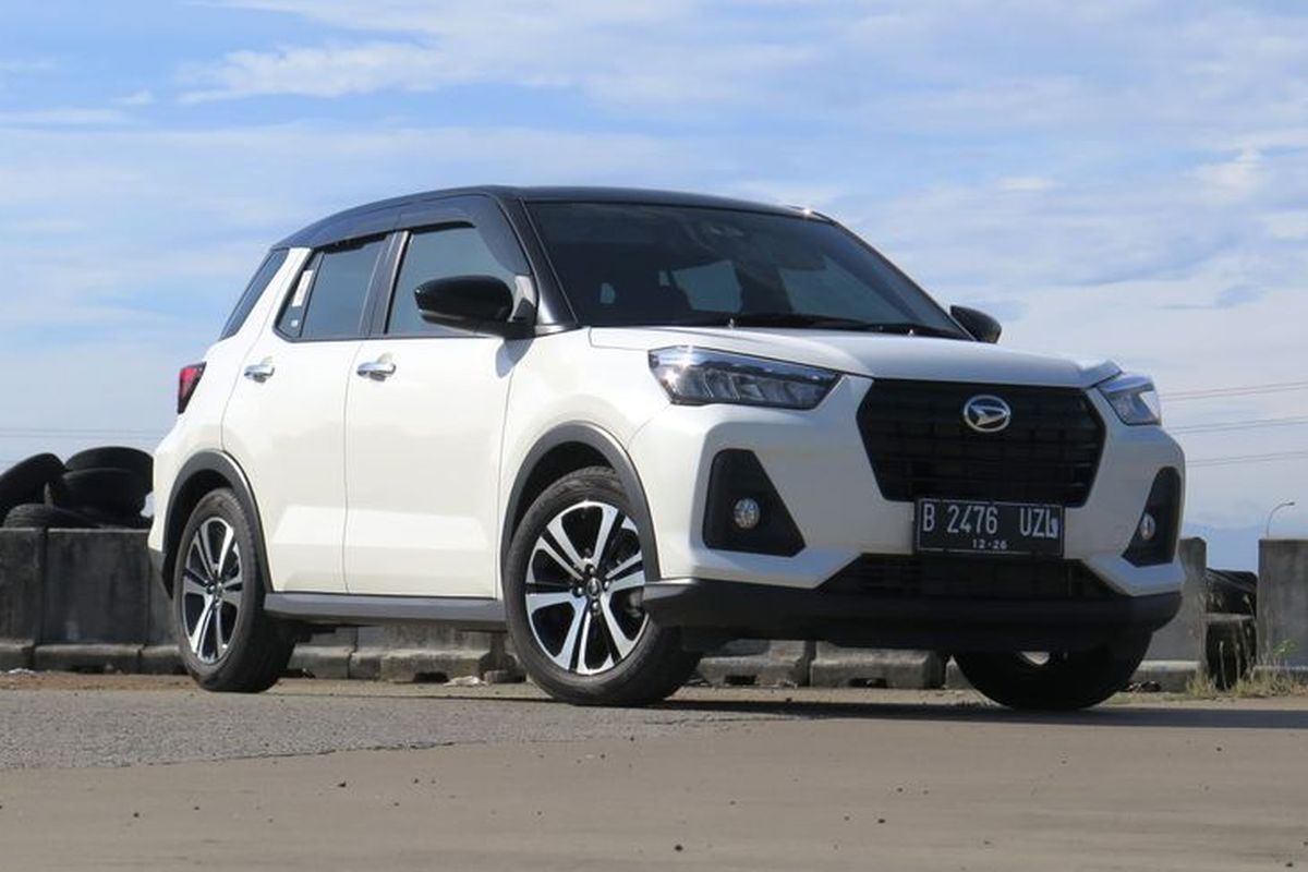 Pertamax Turbo, Daihatsu Rocky, kenaikan harga BBM, Harga BBM Naik, Full Tank Daihatsu Rocky Tembus Rp 698.400