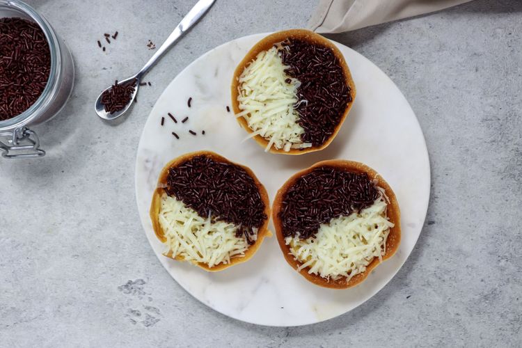 ide jualan takjil kekinian, 10 Ide Jualan Takjil Kekinian 2026, Inspirasi Usaha Selama Ramadan, 2. Es Buah Segar, 4. Gorengan, 5. Martabak mini, 6. Puding cup, 7. Salad buah, 8. Kurma, 9. Cireng crispy, 10. Bubur sumsum