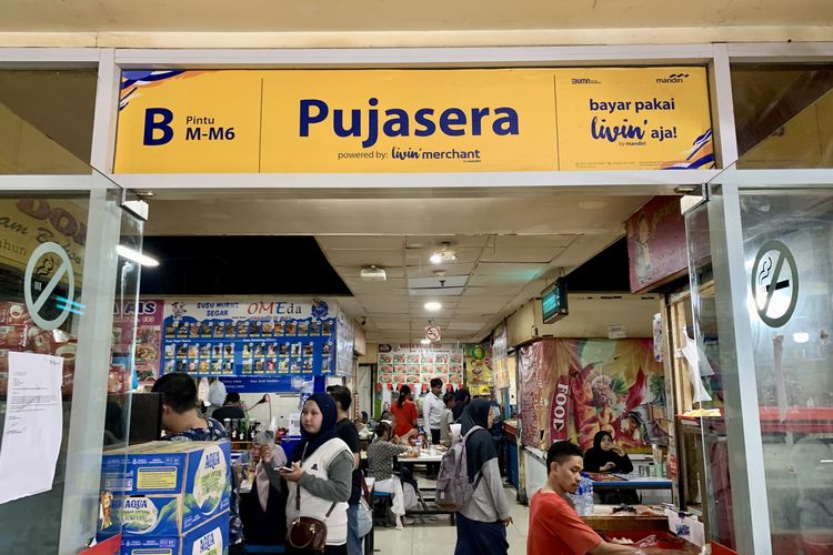 Jalan-jalan Modal Jalan Kaki di Blok M, Ini Spot yang Bisa Kamu Datangi, 1. Coba dessert viral, 2. Minum matcha, 3. Beli buku bekas murah, 4. Foto kekinian ala Gen Z, 5. Makan-makan di pujasera, 6. Mampir ke Blok M Hub, 7. Coba mesin tiramisu otomatis, 8. Beli pakaian bekas