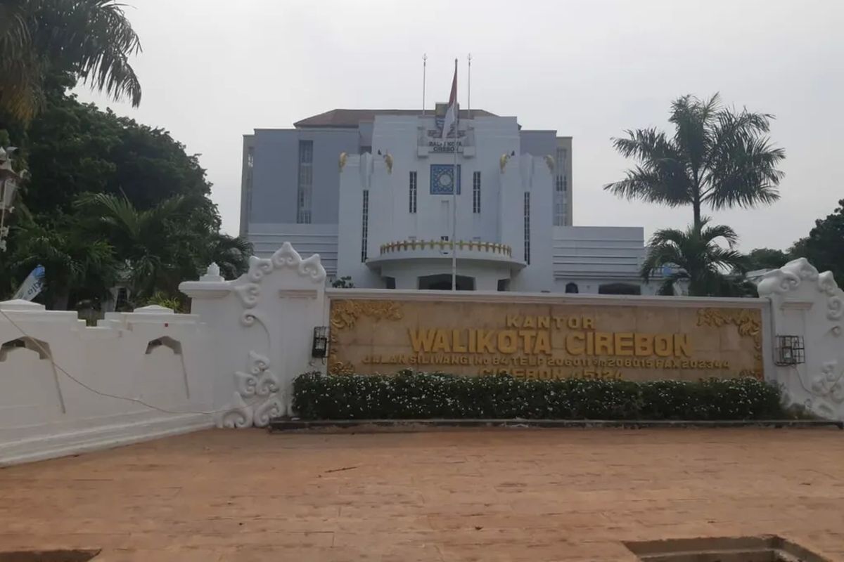 wali kota cirebon, Pati, Pajak Bumi Bangunan, kenaikan pbb 1000 persen, warga kota cirebon, Pati Jadi Inspirasi, Warga Cirebon Tolak Kenaikan PBB hingga 1.000 Persen