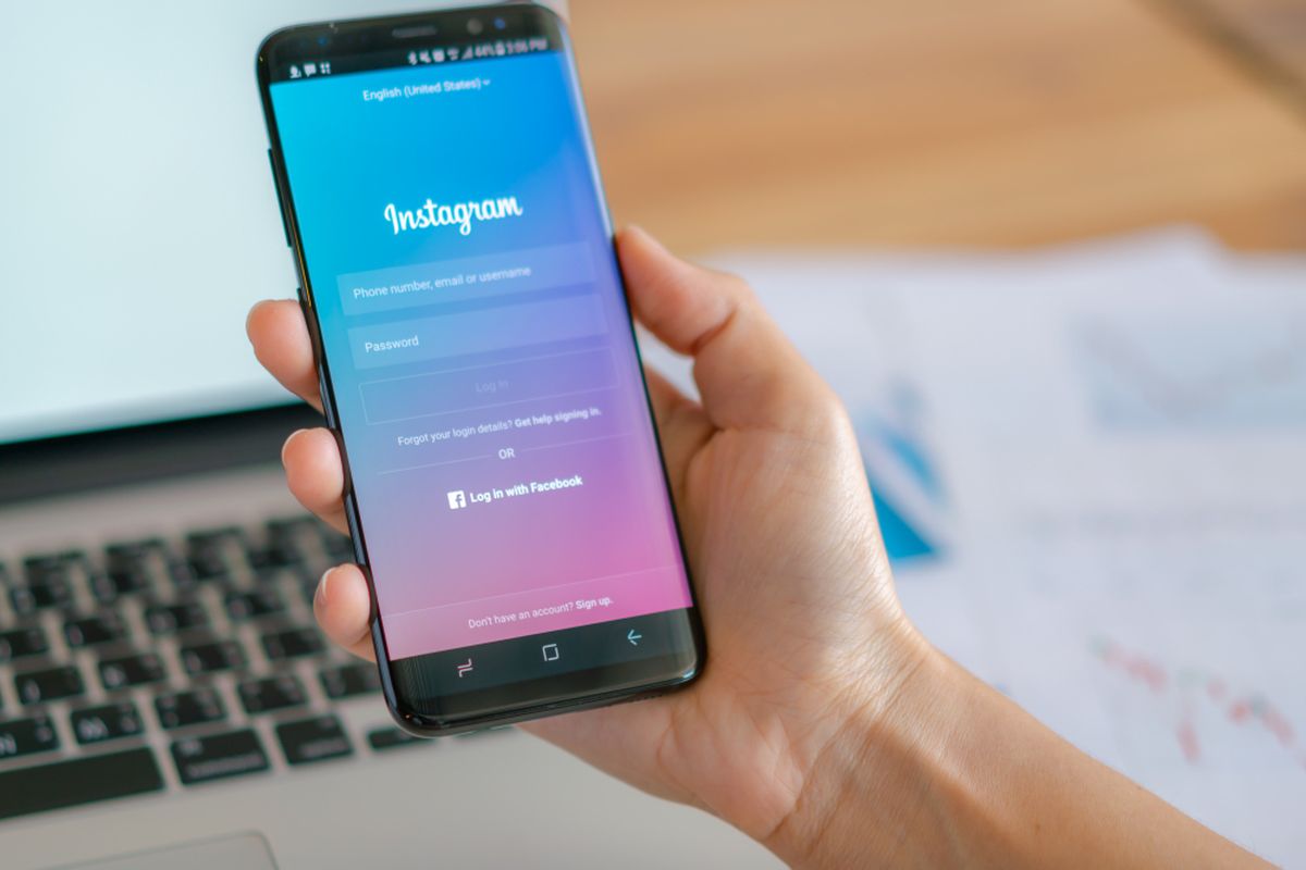 Instagram, tips tambah penghasilan dengan Instagram, 4 Tips Dapat Penghasilan Tambahan lewat Instagram , Kerja sama dengan brand (sponsored post), Tawarkan konten eksklusif (berbayar), Jual produk sendiri lewat Instagram, Promosikan produk afiliasi