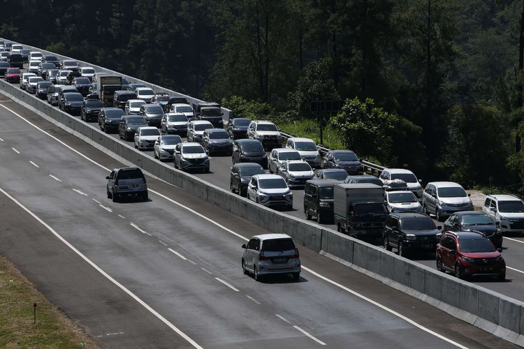 Semarang, tarif, Tol Semarang, mobil, tarif tol, Catat, Ini Estimasi Biaya Tol Jakarta-Semarang Libur Nataru 2025