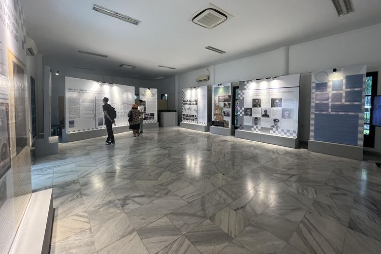 wisata gratis jakarta, tempat wisata KJP Plus, liburan hemat long weekend, 15 Tempat Wisata Gratis untuk Penerima KJP Plus di Jakarta, 1. Ancol Taman Impian, 2. Taman Margasatwa Ragunan, 3. Taman Mini Indonesia Indah (TMII), 4. Museum Sejarah Jakarta, 5. Museum Taman Prasasti, 6. Museum MH Thamrin, 7. Museum Joang 45, 8. Museum Seni Rupa dan Keramik, 9. Museum Wayang, 10. Museum Tekstil, 11. Museum Bahari, 12. Museum Betawi, 13. Rumah Si Pitung, 14. Taman Benyamin Sueb, 15. Museum Arkeologi Onrust
