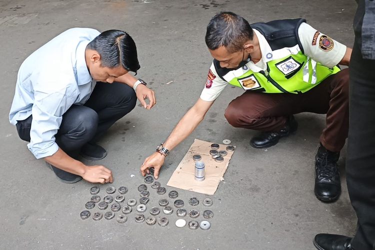 bandung, unisba, Universitas Pasundan, polisi tembak Gas Air Mata di Universitas Pasundan, Polisi Diduga Melepaskan Gas Air Mata di Universitas Pasundan, 12 Orang Jadi Korban