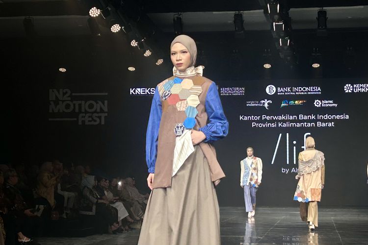 hijab, perempuan berhijab, Modest wear, modest fashion, tren modest fashion, modest fashion semakin diminati, deden siswanto, modest fashion artinya, modest clothing, modest fashion adalah, Modest Fashion Makin Digandrungi, Tak Cuma untuk Perempuan Berhijab