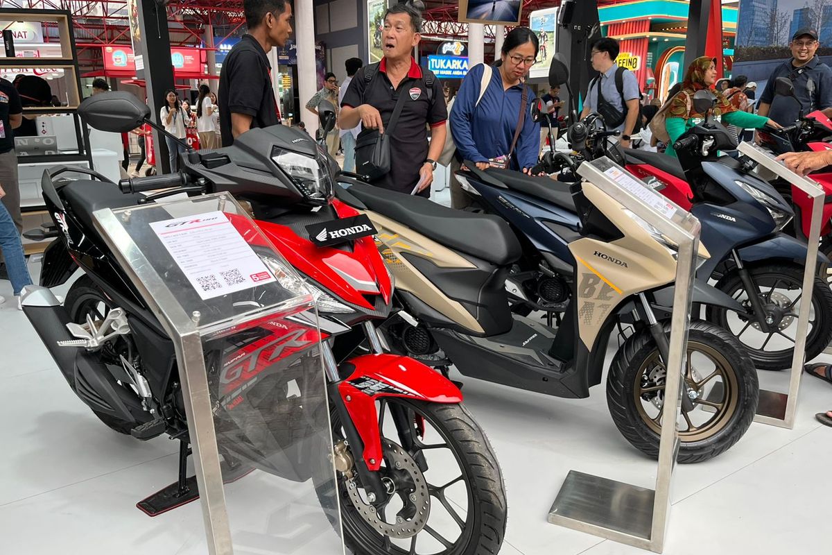 Supra X 125, motor bebek, Revo FI, motor niaga, penjualan motor bebek, Bebek Honda Revo dan Supra Masih Jadi Andalan buat Niaga