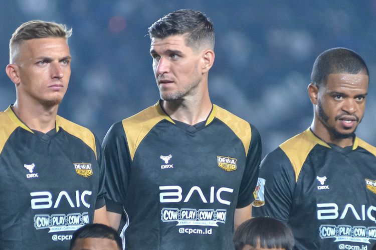 Dewa United, Persib, Bojan Hodak, Starting Line up Dewa United Vs Persib, Uilliam Barros Dicadangkan