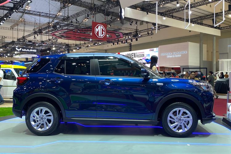 Daihatsu, Rocky e-Smart Hybrid, GIIAS, Rocky e-smart Hybrid, GIIAS 2025, Daihatsu Rocky e-smart Hybrid, GIIAS 2025 : Harga Rocky Hybrid Diumumkan Besok