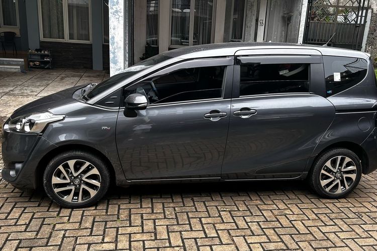 pintu geser, kerusakan, mobil, biaya, sliding door, penyebab, Pintu Geser Elektrik Mobil Rawan Rusak, Ini Penyebab dan Biaya Perbaikannya