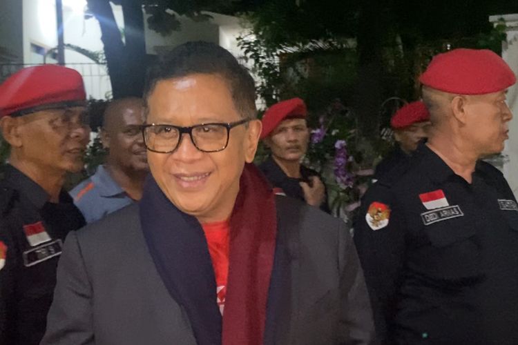 Tom Lembong, Hasto Kristiyanto, Prabowo, hasto kristiyanto, tom lembong bebas, Hasto Kristiyanto bebas, Momen Tom Lembong dan Hasto Kristiyanto Bebas dari Penjara Usai Dapat Ampunan Prabowo