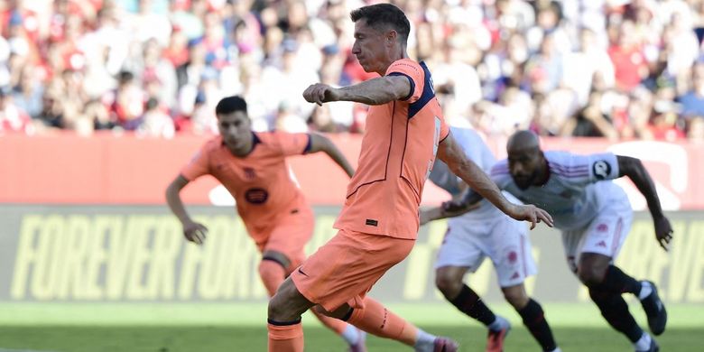 Barcelona, Real Madrid, Alexis Sanchez, Marcus Rashford, Sevilla, Liga Spanyol, Sevilla vs Barcelona, LaLiga, hasil sevilla vs barcelona, Liga Spanyol 2025-2026, Isaac Romero, Jose Angel Carmona, Akor Adams, Hasil Sevilla Vs Barcelona 4-1, Blaugrana Gagal Salip Real Madrid