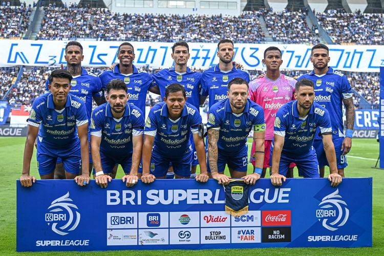 Persib Bandung, Persebaya Surabaya, Berita Foto, Persib Bandung vs Persebaya, Eliano Reijnders, Super League 2025-2026, Bojan Hodak, Federico Barba, andrew jung, Thom Haye, BERITA FOTO: Debut Thom Haye dan Eliano Reijnders di Persib