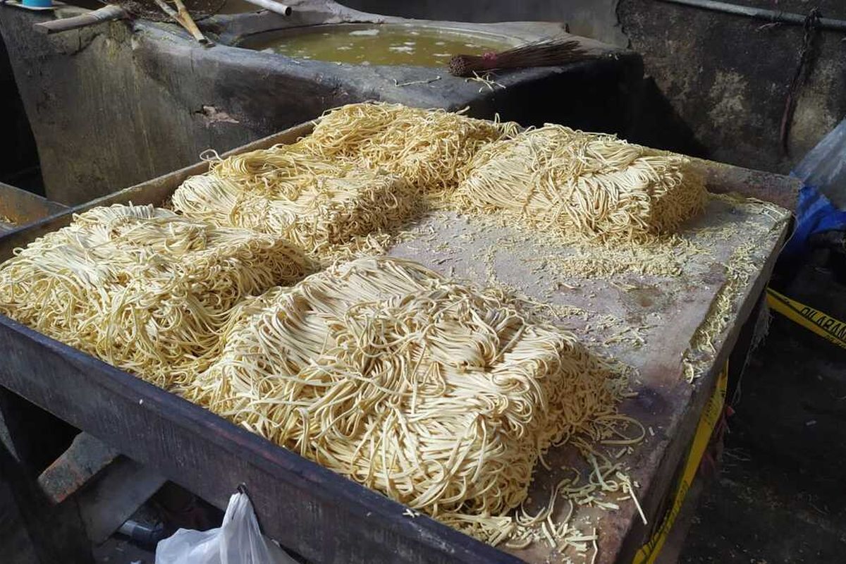 klorin, formalin, Guru Besar UGM: Klorin dan Formalin di Makanan Mengancam Organ Vital
