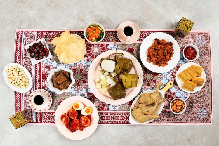 asam urat, Lebaran, sambal goreng ati, opor, hipertensi, Pakar Gizi Ingatkan Bahaya di Balik Opor dan Sambal Goreng Ati, Penderita Asam Urat Harus Waspada, 1. Kontrol napsu makan, 2. Imbangi dengan sayur dan buah-buahan, 3. Jangan terus-terusan berada di dekat meja makan, 4. Sempatkan olahraga ringan