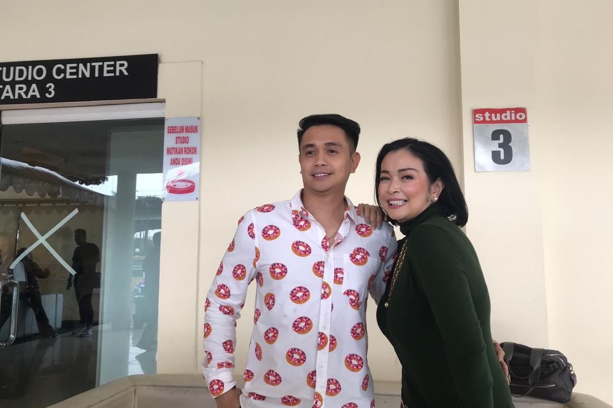 Ajun Perwira, Jennifer Jill, Mami Ipel, Anak Jennifer Jill Ultimatum Ajun Perwira: Kalau Cinta, Nikahi Ibu Saya!