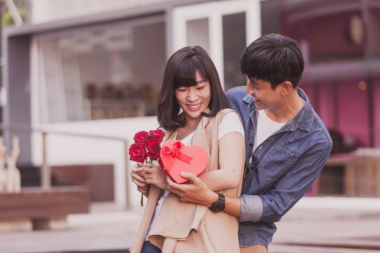 Valentine, Hari Valentine, 50 Ucapan Valentine Bahasa Inggris untuk Pacar, Romantis dan Menyentuh, Ucapan valentine romantis dan penuh makna, Ucapan singkat tapi manis, Ucapan tentang masa depan bersama, Ucapan valentine lucu dan menggemaskan, Ucapan valentine puitis dan mendalam, Ucapan valentine tulus lebih bermakna
