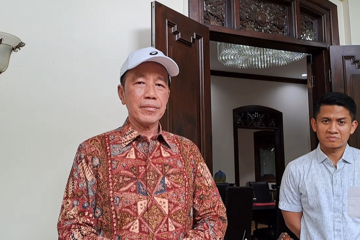 Jokowi, Pahlawan Nasional, Gus Dur, Soeharto, Jawa Tengah, pahlawan nasional, jokowi, Jokowi Dukung Usulan Soeharto dan Gus Dur Jadi Pahlawan Nasional, Ini Alasannya 