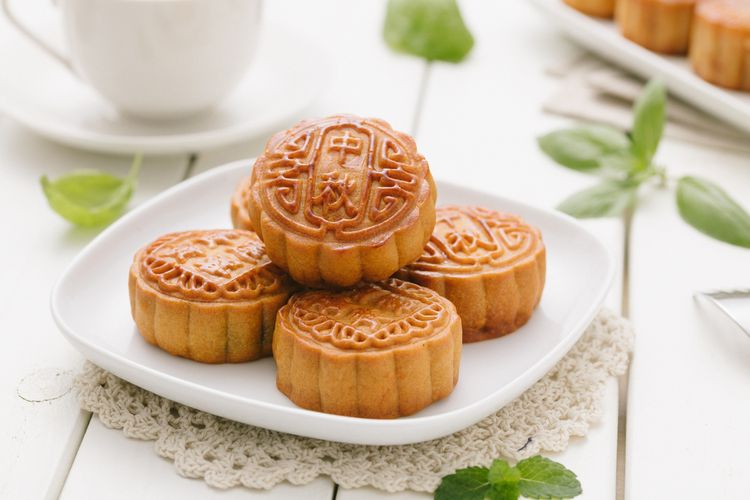 Kuliner Tionghoa, jenis kue bulan, festival kue bulan 2025, mooncake festival 2025, Kapan Festival Kue Bulan 2025? Intip Jadwal, Tradisi, dan, Jenis Kuenya, Makna dan Asal-Usul Festival Kue Bulan, Jadwal Festival Kue Bulan 2025, Tradisi Festival Kue Bulan di Hong Kong, 6 Jenis Kue Bulan Populer di Tiongkok